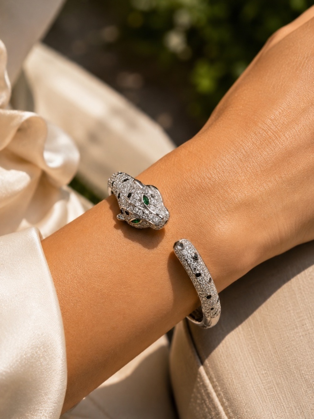 Silver Pavé Panther -Head Hinged Bracelet with Green Eyes - Picture 9 of 9